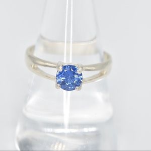 Beautiful sapphire sterling silver ring.